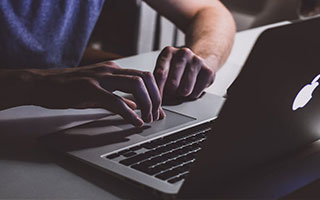 RNG锁定季后赛席位，rng锁定世界赛